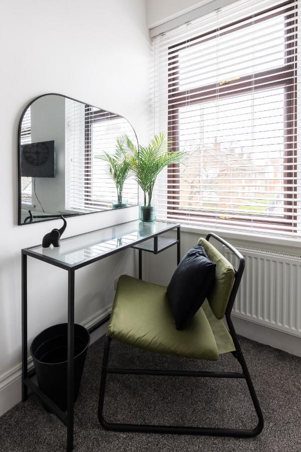 Levi Suite By Koya Homes - 3-Bedroom Home, Downtown Cardiff, Free Parking 外观 照片