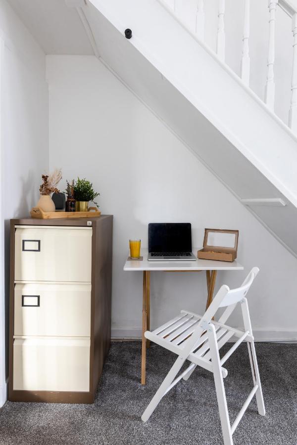 Levi Suite By Koya Homes - 3-Bedroom Home, Downtown Cardiff, Free Parking 外观 照片